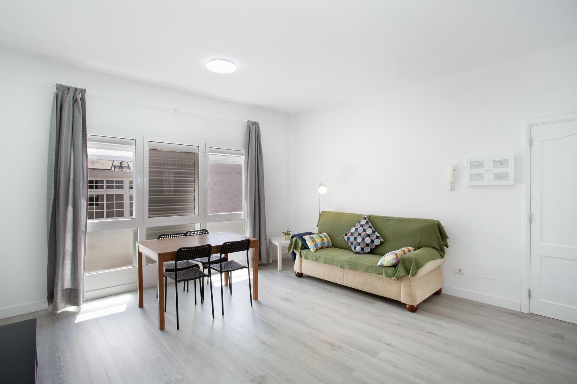Three-Bedroom Apartment Water View,1767757433:JPEG